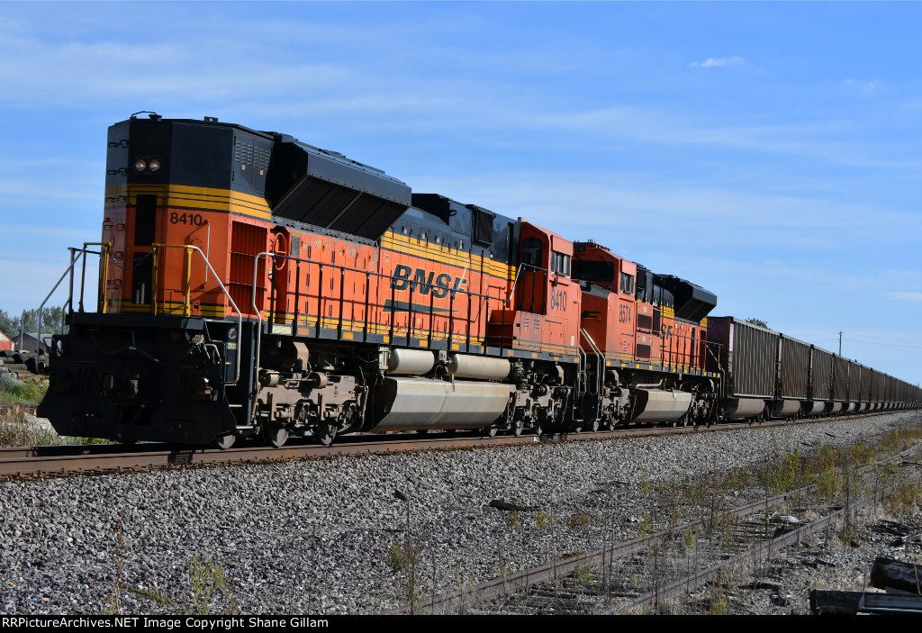 BNSF 8410 Roster shot